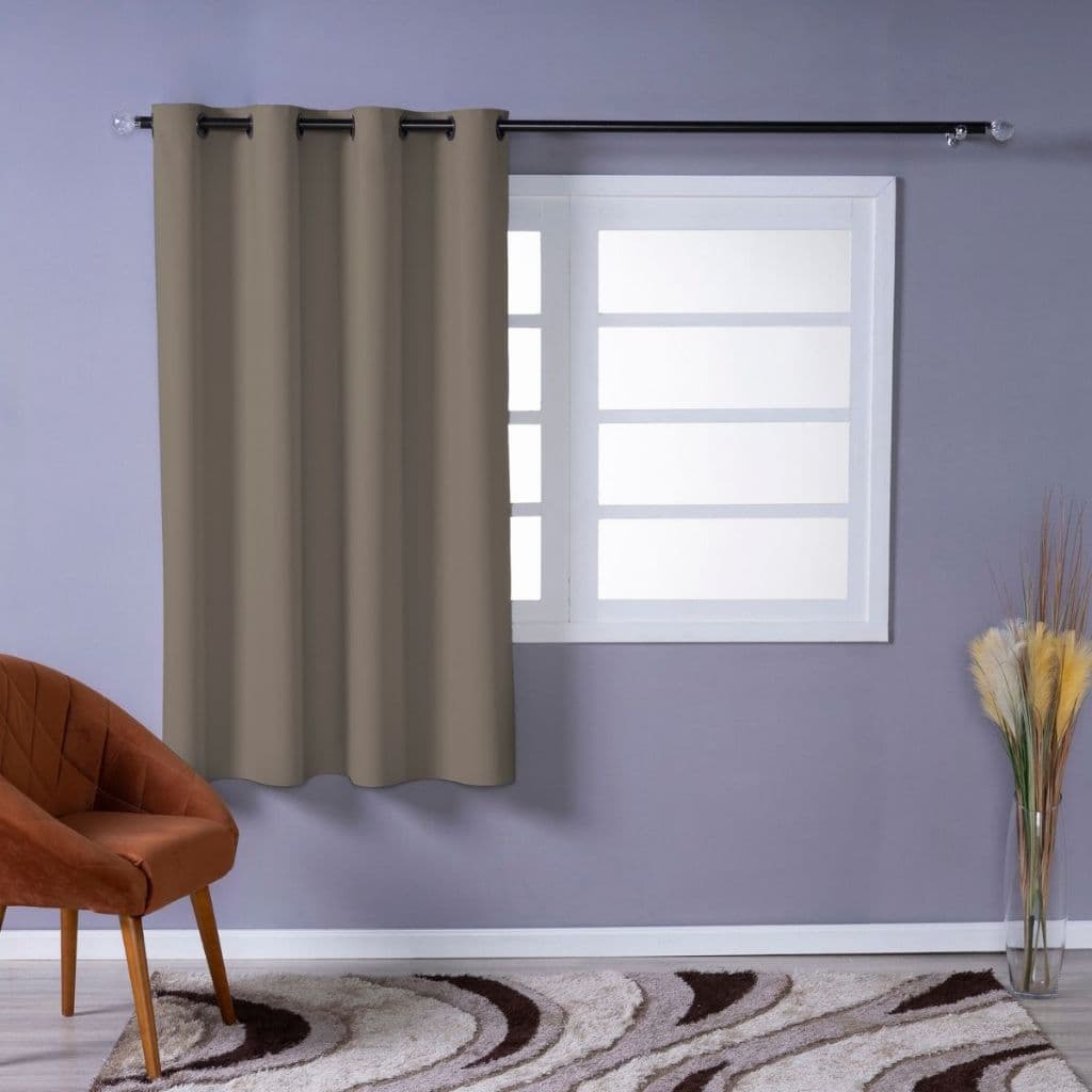 Cortina 100% Blackout 1,10m x 1,30m Para Sala e Quarto Folha Única