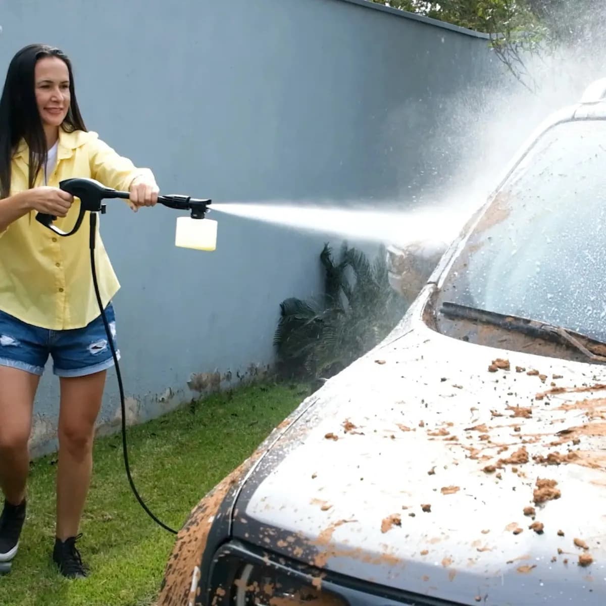 Lavadora de Alta Pressão Kärcher Compacta 1.500 PSI/Libras 1400W 300L/h com Aplicador de Detergente e Lança Regulável 220v — imagem 4