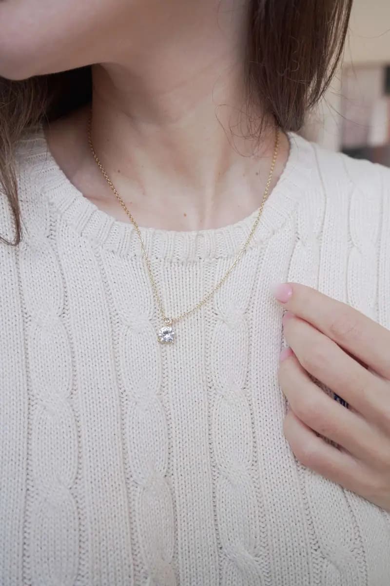 Kit Relógio Colar e Brincos Ponto De Luz Dourado e Prateado Feminino Luxo Saint Germain 28mm — imagem 5