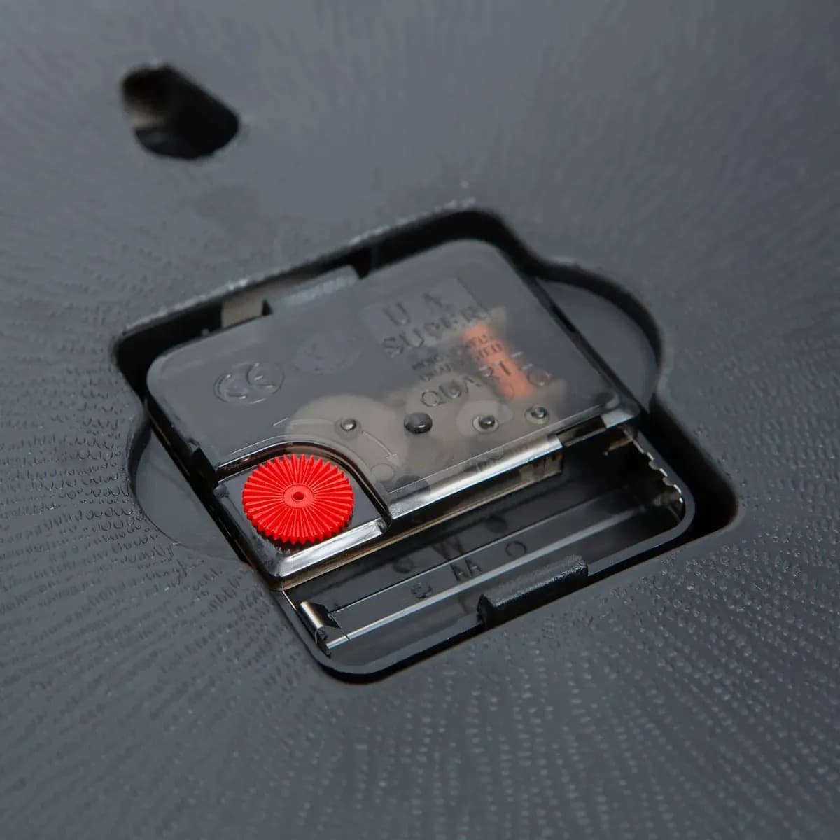 Relogio De Parede Analogico 30cm Preto Branco Redondo Quartz Preto Branco — imagem 4