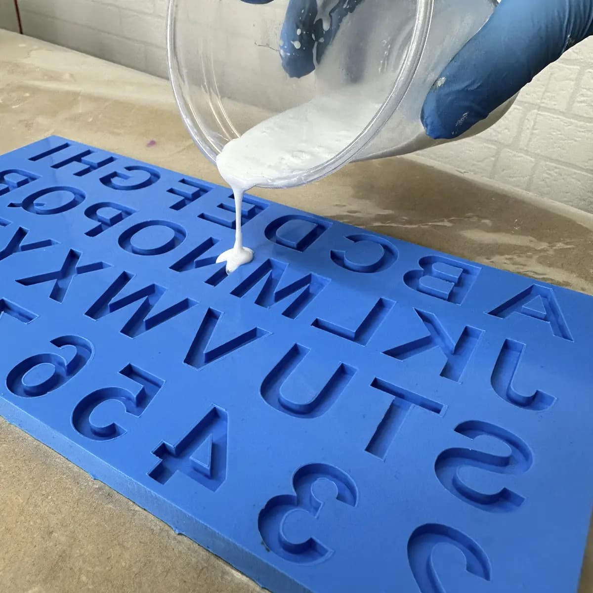 Borracha De Silicone Azul Alta Flexibilidade Para Moldes Com Catalisador Redelease - ML — imagem 3