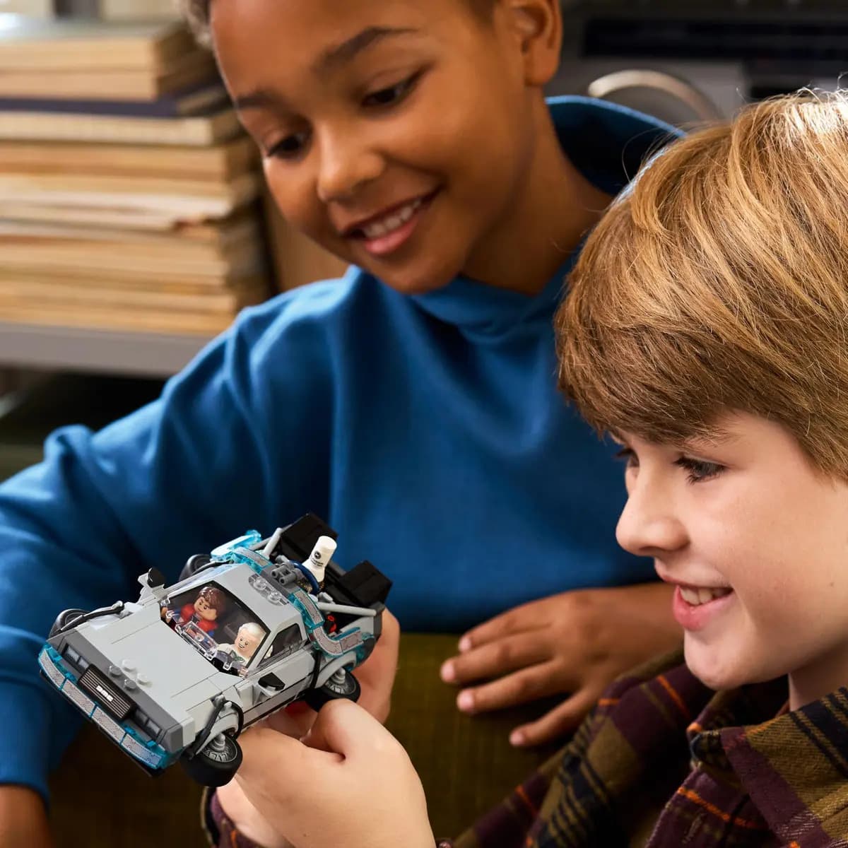 Lego 77256 Máquina Do Tempo De Volta Para O Futuro 357 Pcs — imagem 2