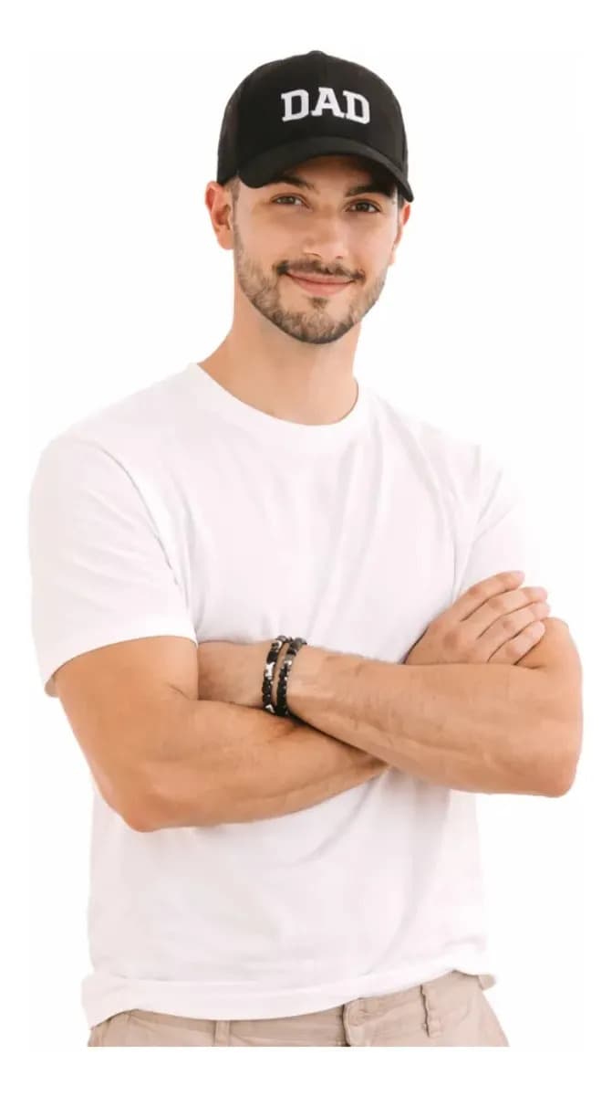 Kit 2 Bonés Dad E Mom Algodão Bordado Pai e Mãe Ajustável Unissex Cor Preto Com Branco Marca Zeltrix — imagem 5