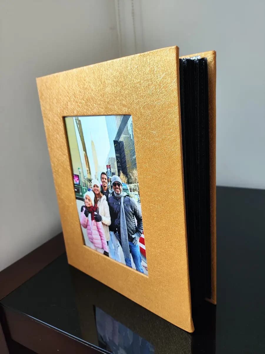 Álbum Fotográfico Luxo P/200 Fotos 10x15 Capa Personalizada Cor Dourado — imagem 4