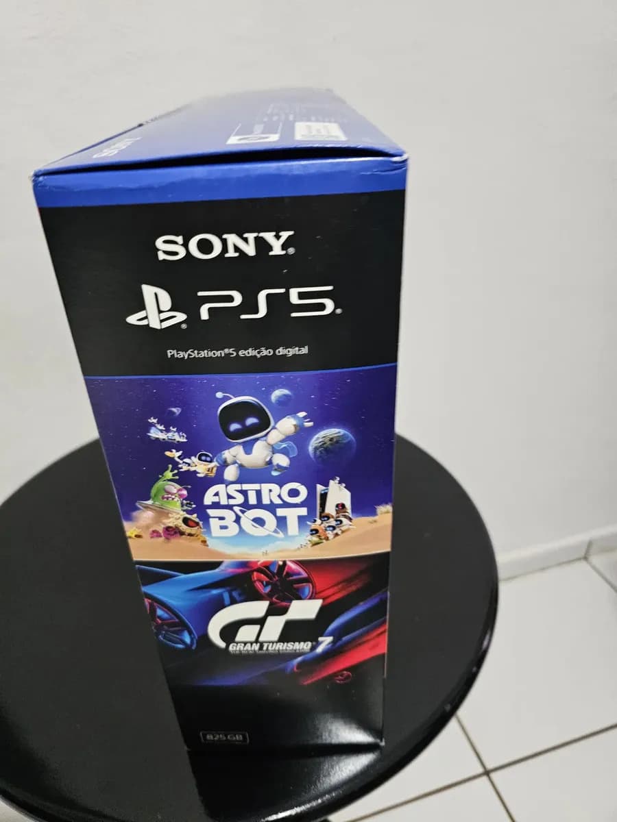Console Playstation®5 Slim Digital - Pacote Astro Bot E Gran Turismo 7 - Branco — imagem 4